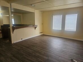 Building Photo - 1318 Austin St