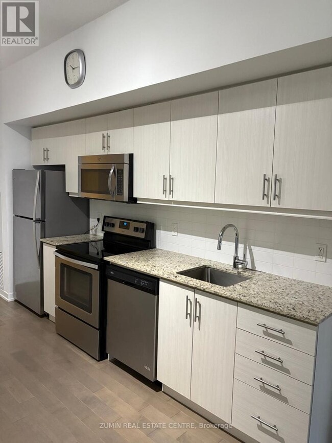 Building Photo - 10 Willison Square