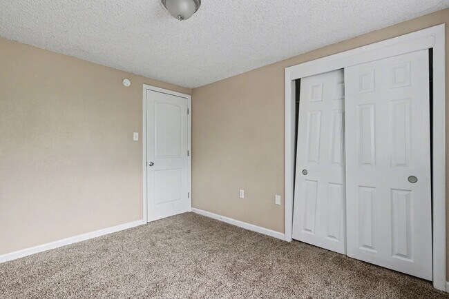 Foto del edificio - 1117 Cooper Ave