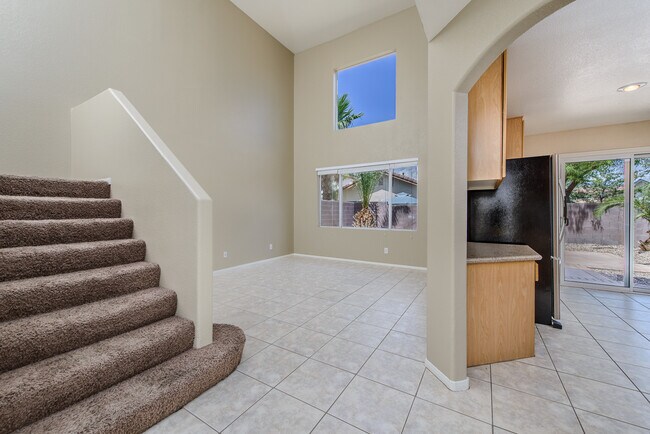 Foto del edificio - Stunning Gated Community in Summerlin!