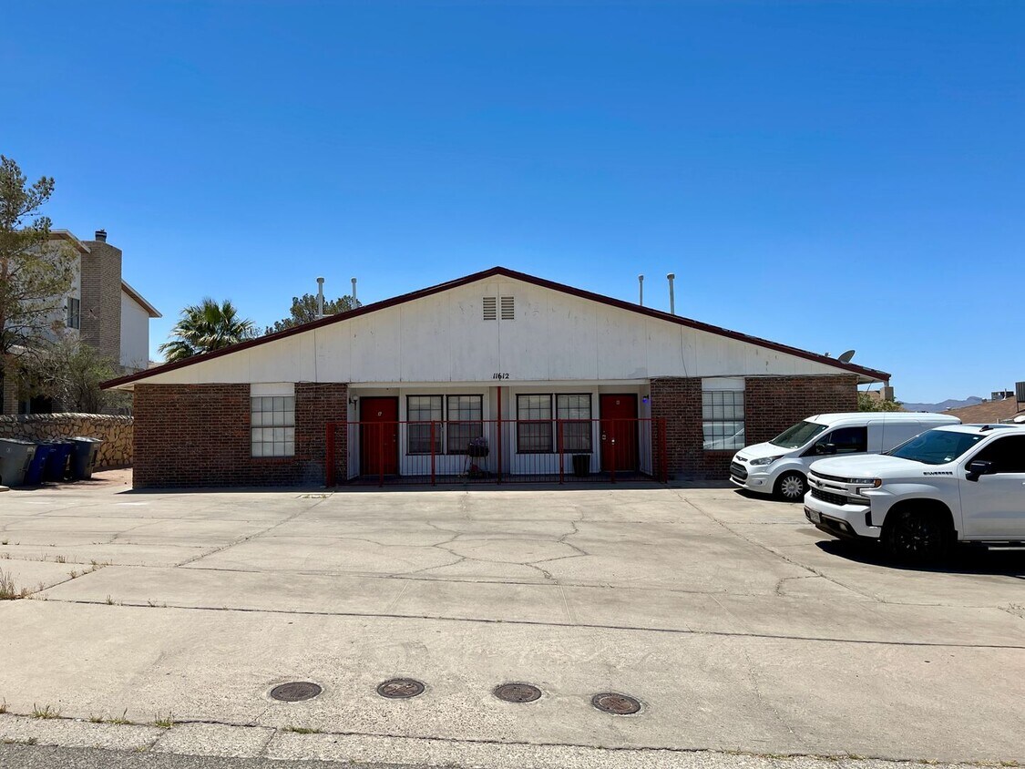 11612 Marsh Mccall Way Unit D, El Paso, TX 79936 Room for Rent in El