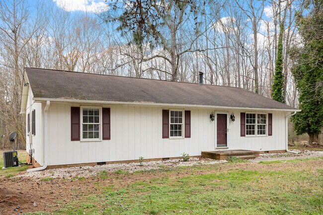 Foto del edificio - 207 S Hillcrest Dr