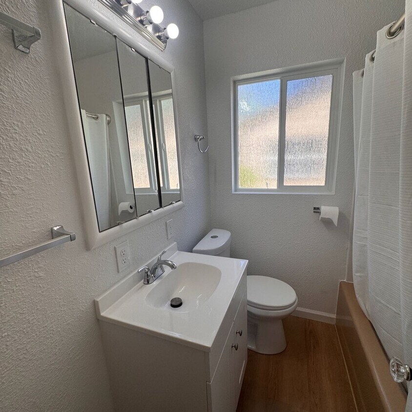Foto del edificio - Downtown Sparks 2 Bedroom with Large Backyard