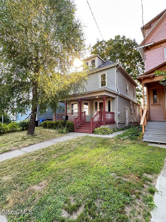 Building Photo - 97 S Allen St