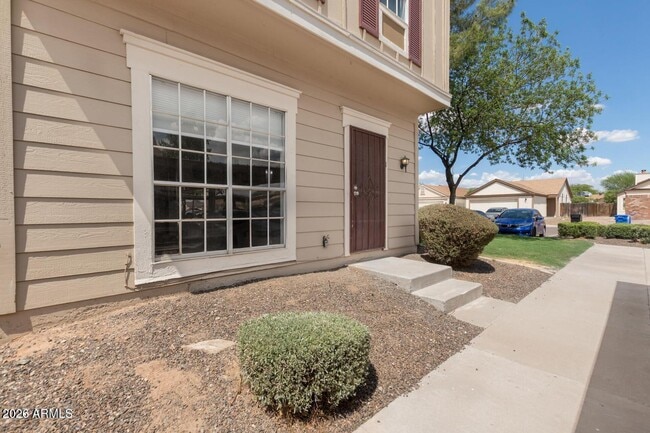 Building Photo - 3320 W McRae Way