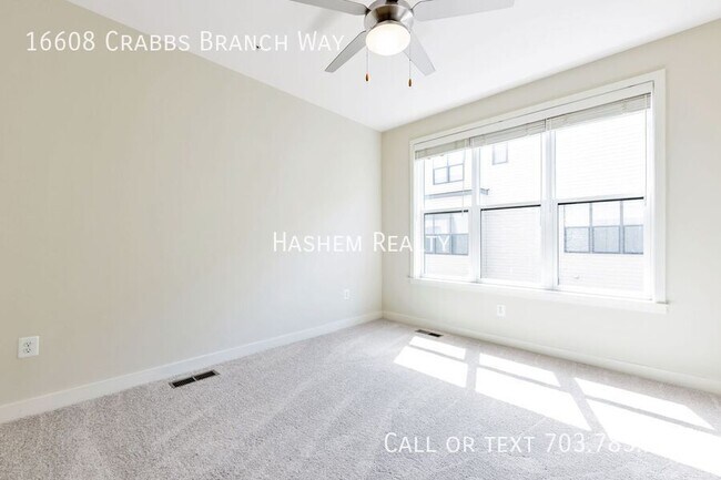 Foto del edificio - 16608 Crabbs Branch Way