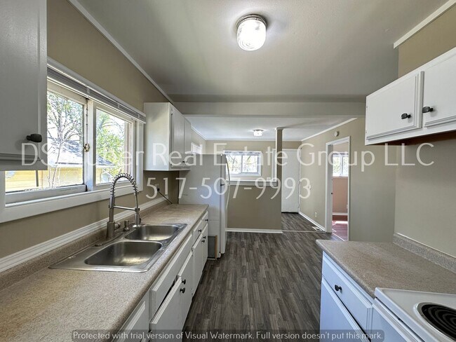 Foto del edificio - 1207 Glenn Street Lansing, MI 48915