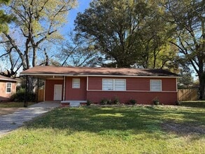 Building Photo - 4900 Berta Rd