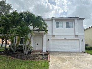 Building Photo - 2403 SW 106th Ave