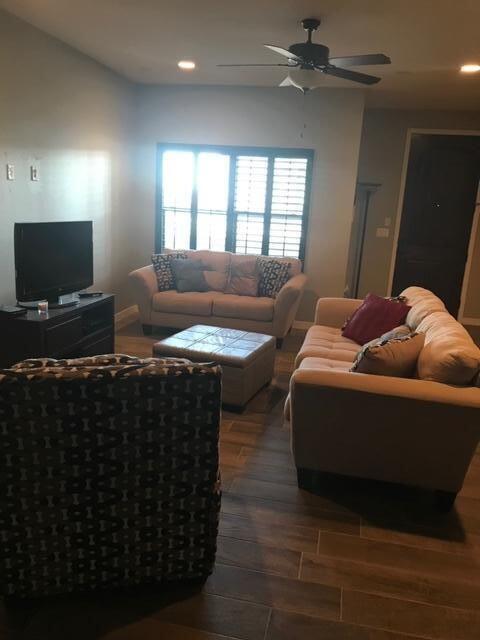 Foto del edificio - 13442 Everingham