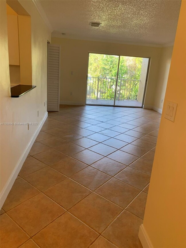 Building Photo - 15731 SW 137th Ave