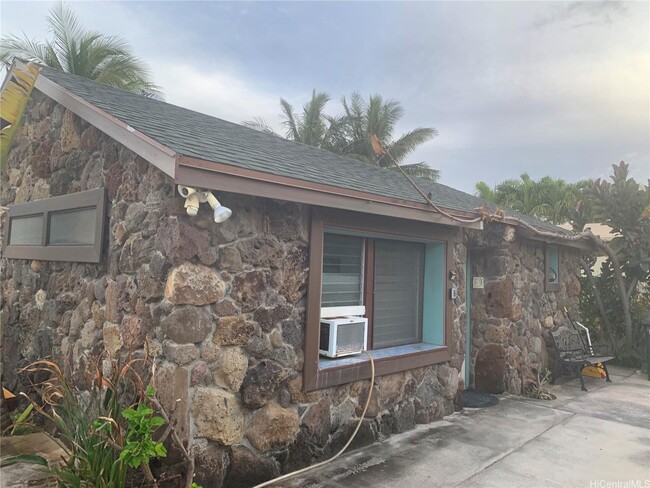 Building Photo - 91-315 Ewa Beach Rd