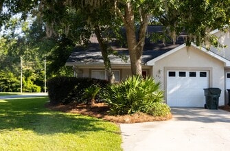 Building Photo - 252 Windridge Dr