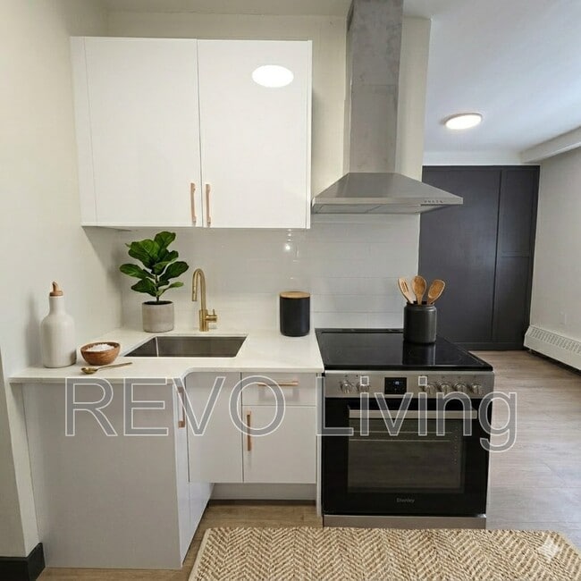 Building Photo - 62 Triller Ave