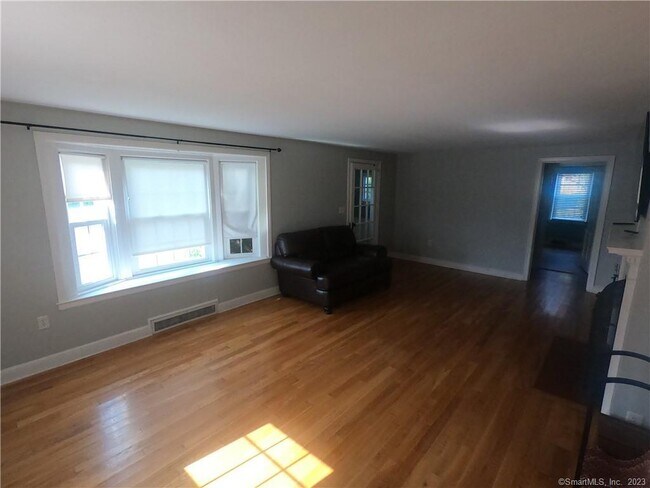 Foto del edificio - 59 Aitchison Dr