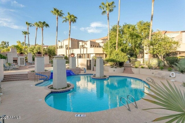 Foto del edificio - 8989 N Gainey Center Dr