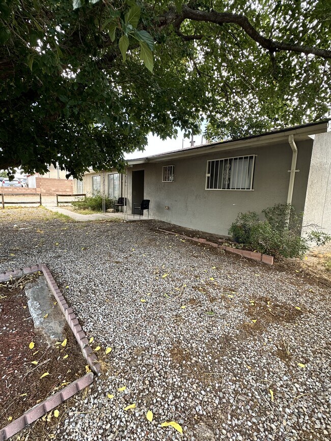 Foto del edificio - 10301 Rio Puerco Trail SW