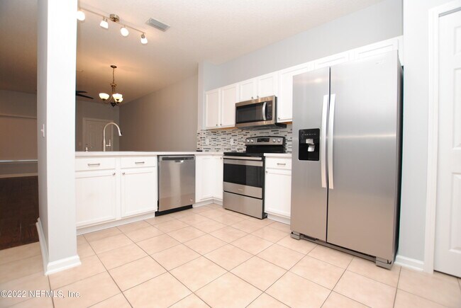 Foto del edificio - 570 Southbranch Dr