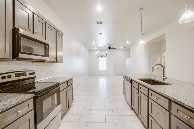 Building Photo - 1706 Corpus Avenue - Brand new Constructio...