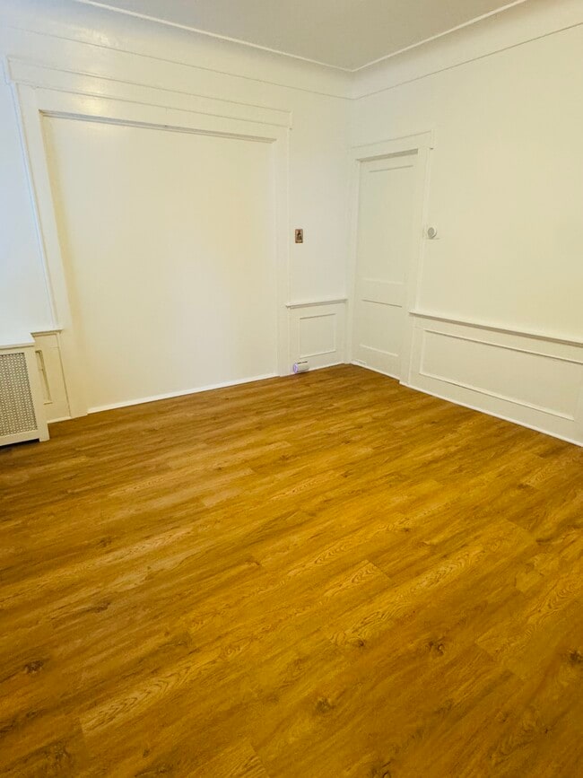 Photo - 183 Broad St Townhome