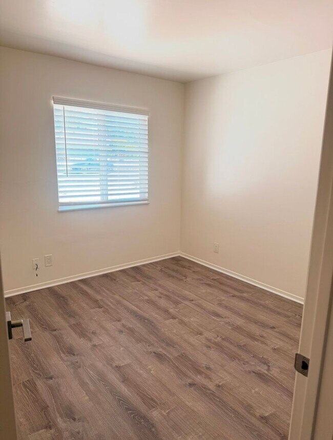 Foto del edificio - Stunning 4 Bedroom, 2 Bathroom House