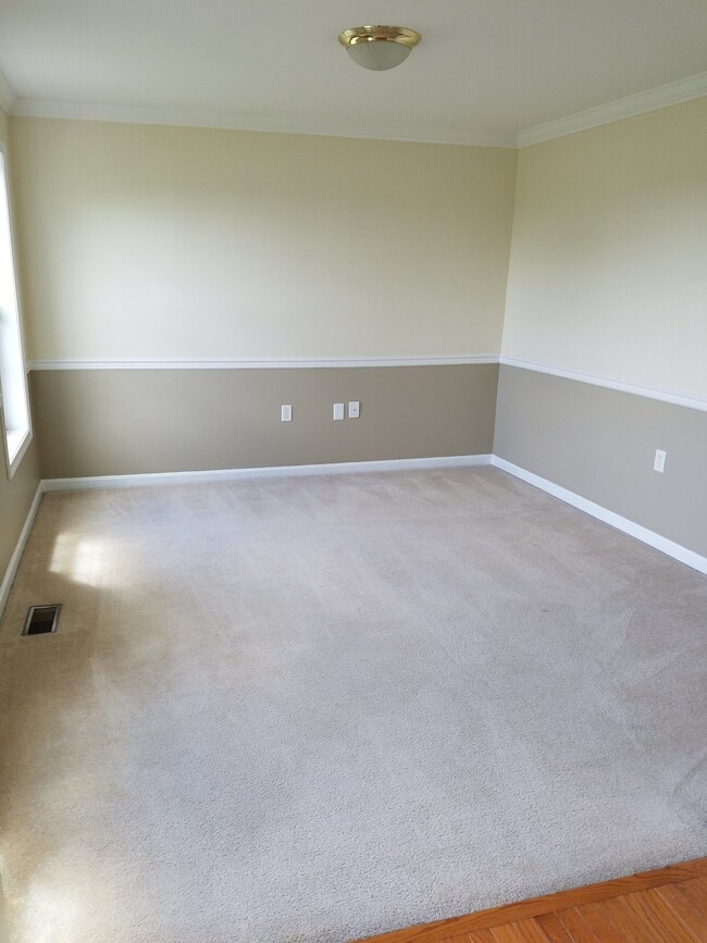 Building Photo - 254 McNeill Dr