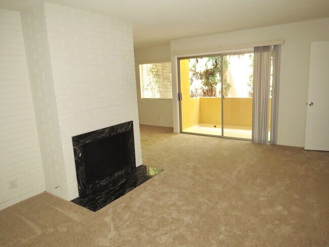 Building Photo - 1408 Armacost Ave
