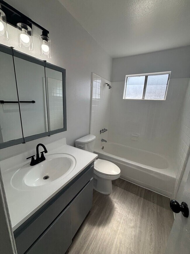 Foto del interior - Revere Village Apartments