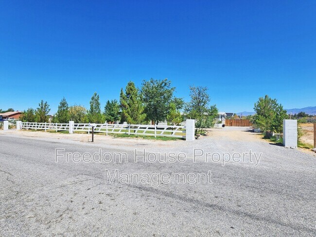 Foto del edificio - 1830 Casey Rd