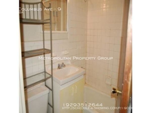 Building Photo - 2 bedroom in New York NY 10023