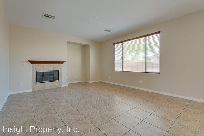 Building Photo - 3 br, 2.5 bath House - 7432 Atacama Ave.