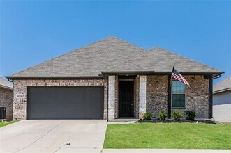 Building Photo - 10304 Ft Teran Trl