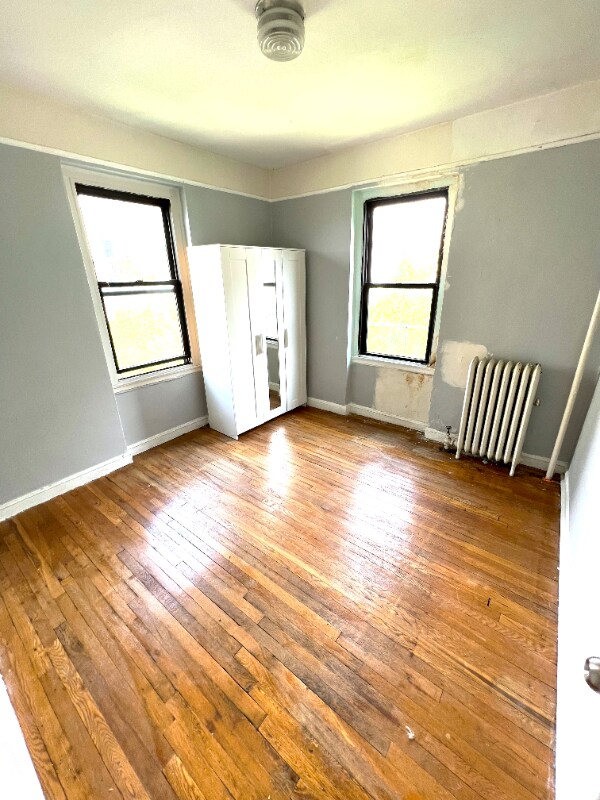 Building Photo - 21-78 35th St