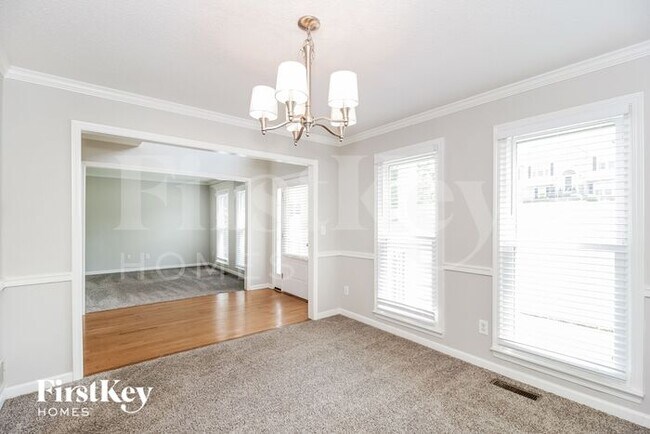 Foto del edificio - 191 Hunters Creek St