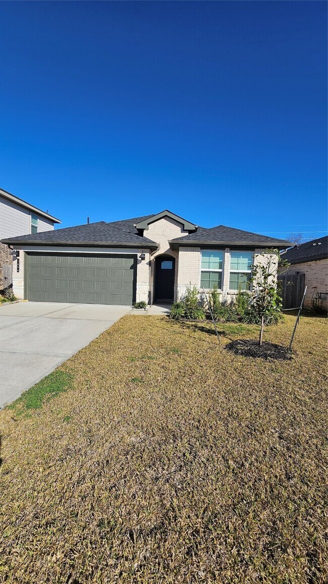 Building Photo - 1654 Westway Dr