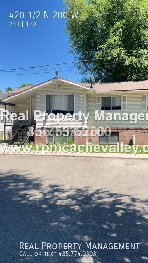 Building Photo - 420 1/2 N 200 W