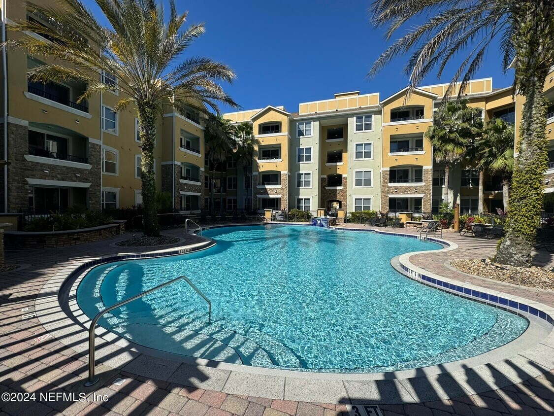 Foto principal - 5617 Bowden Rd