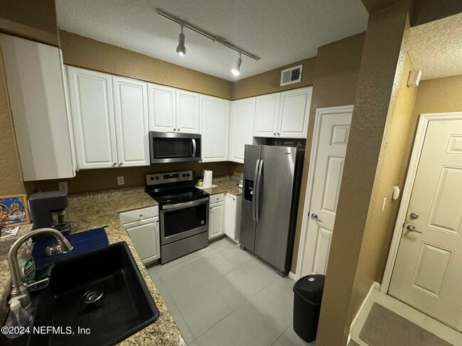 Building Photo - 5617 Bowden Rd