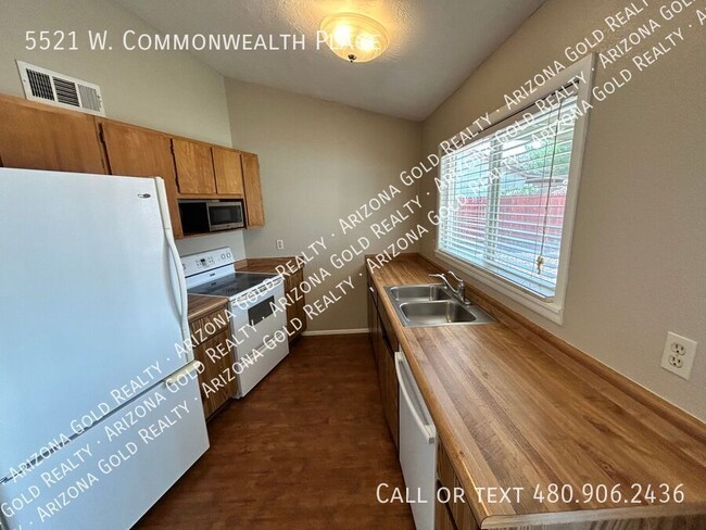 Building Photo - 5521 W Commonwealth Pl