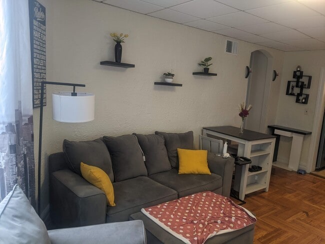 SALA DE ESTAR - 2 Grant St