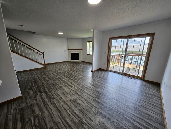 Foto del edificio - 5670 Gables Dr