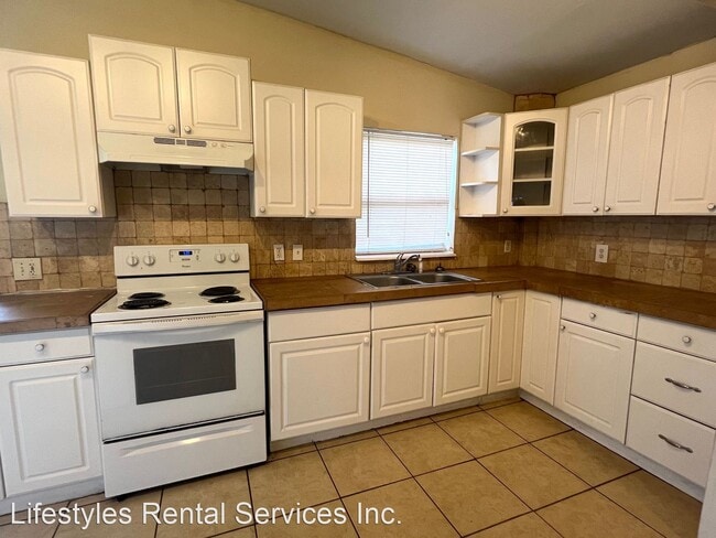 Building Photo - 4 br, 3 bath House - 254 Blairmore Blvd