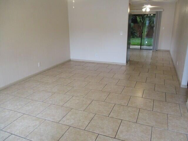 Building Photo - 9077 E Highland Pines Dr
