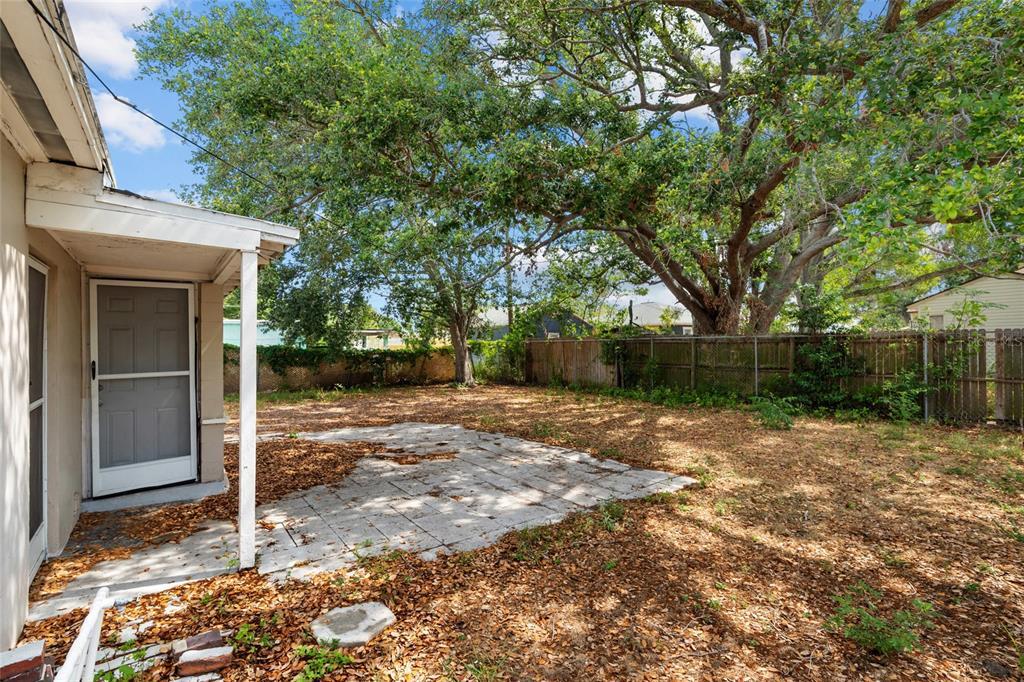 Foto principal - 308 38th St S