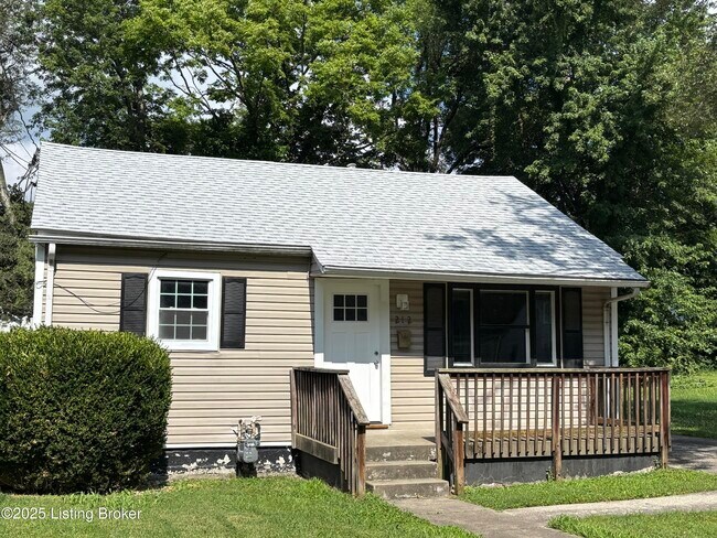 Building Photo - 212 N 37th St