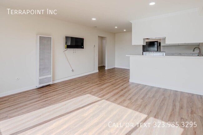 Building Photo - 456 S Breed St