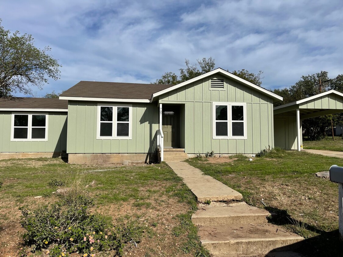 Foto principal - Amazing Remodel in West Lampasas