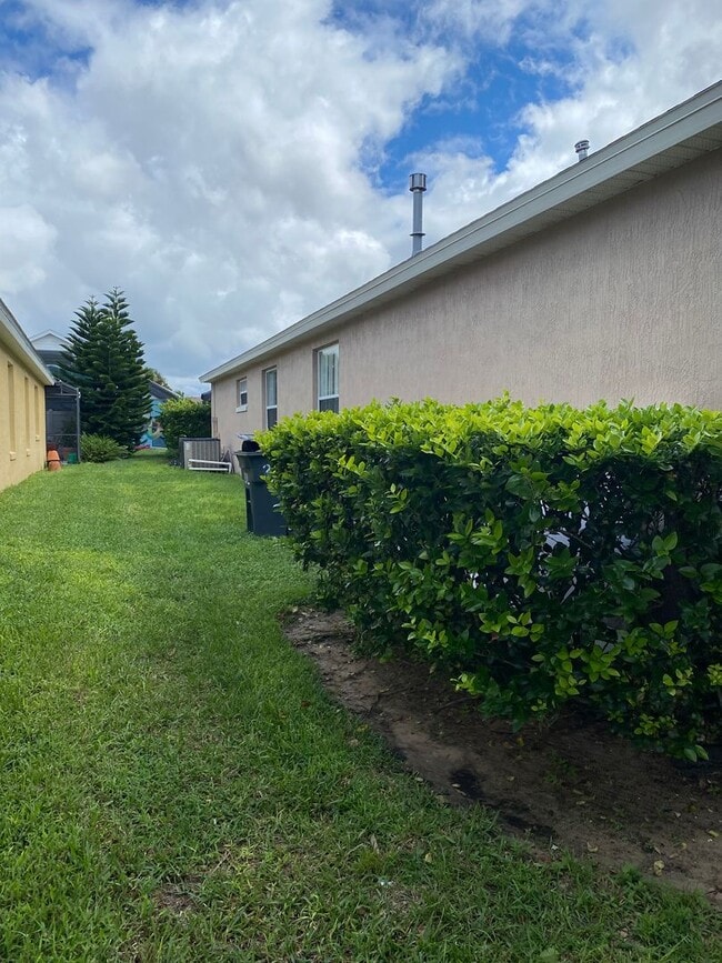 Foto del edificio - Great 4 Bedroom 3 Bathroom Pool Home in Indian Creek