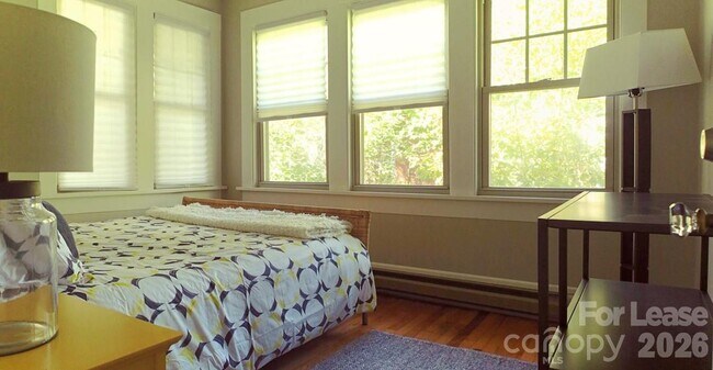 Foto del edificio - 10 Coleman Ave