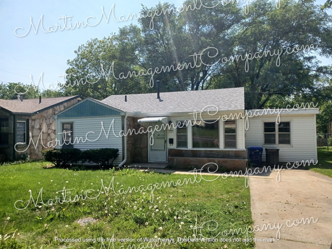 1844 S Beacon Ave, Sedalia, MO 65301 House Rental in Sedalia, MO